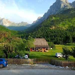 Bujtina 2 Guest house Valbone