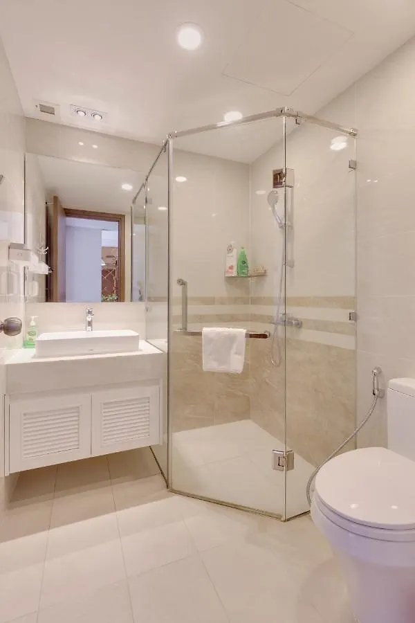 **** Aparthotel Smile Home - Saigonroyal - Tresor Apartment - Center District 4 Ho Chi Minh City Vietnam