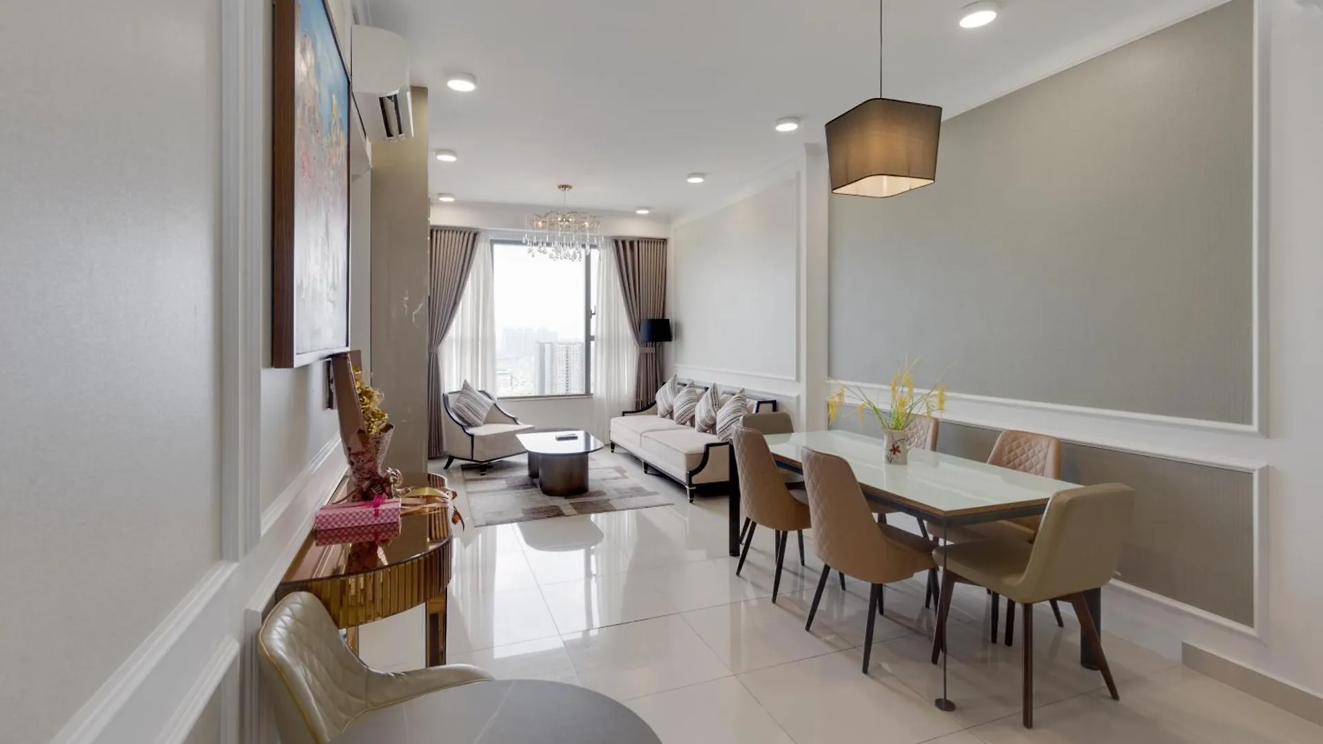 Smile Home - Saigonroyal - Tresor Apartment - Center District 4 Ho Chi Minh City 4*,  Vietnam