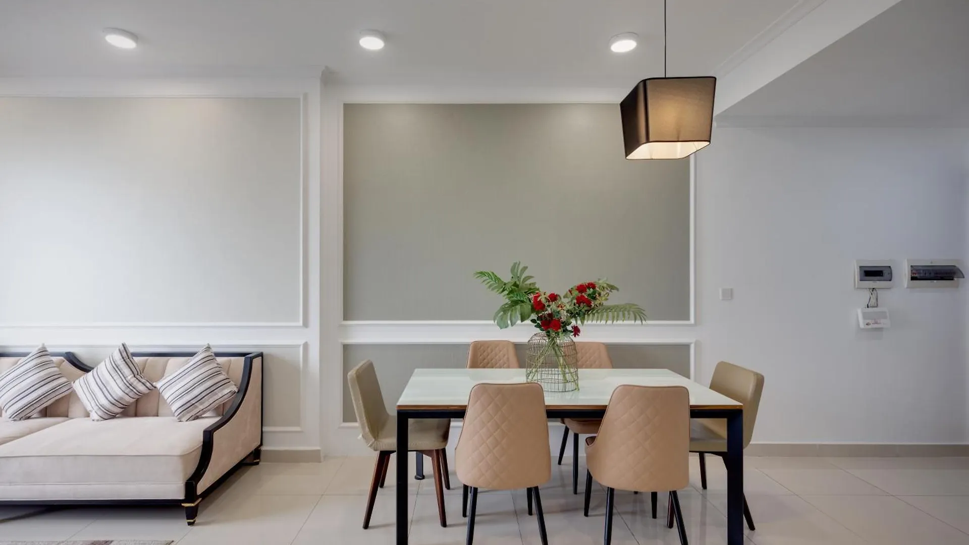 Smile Home - Saigonroyal - Tresor Apartment - Center District 4 Ho Chi Minh City Vietnam
