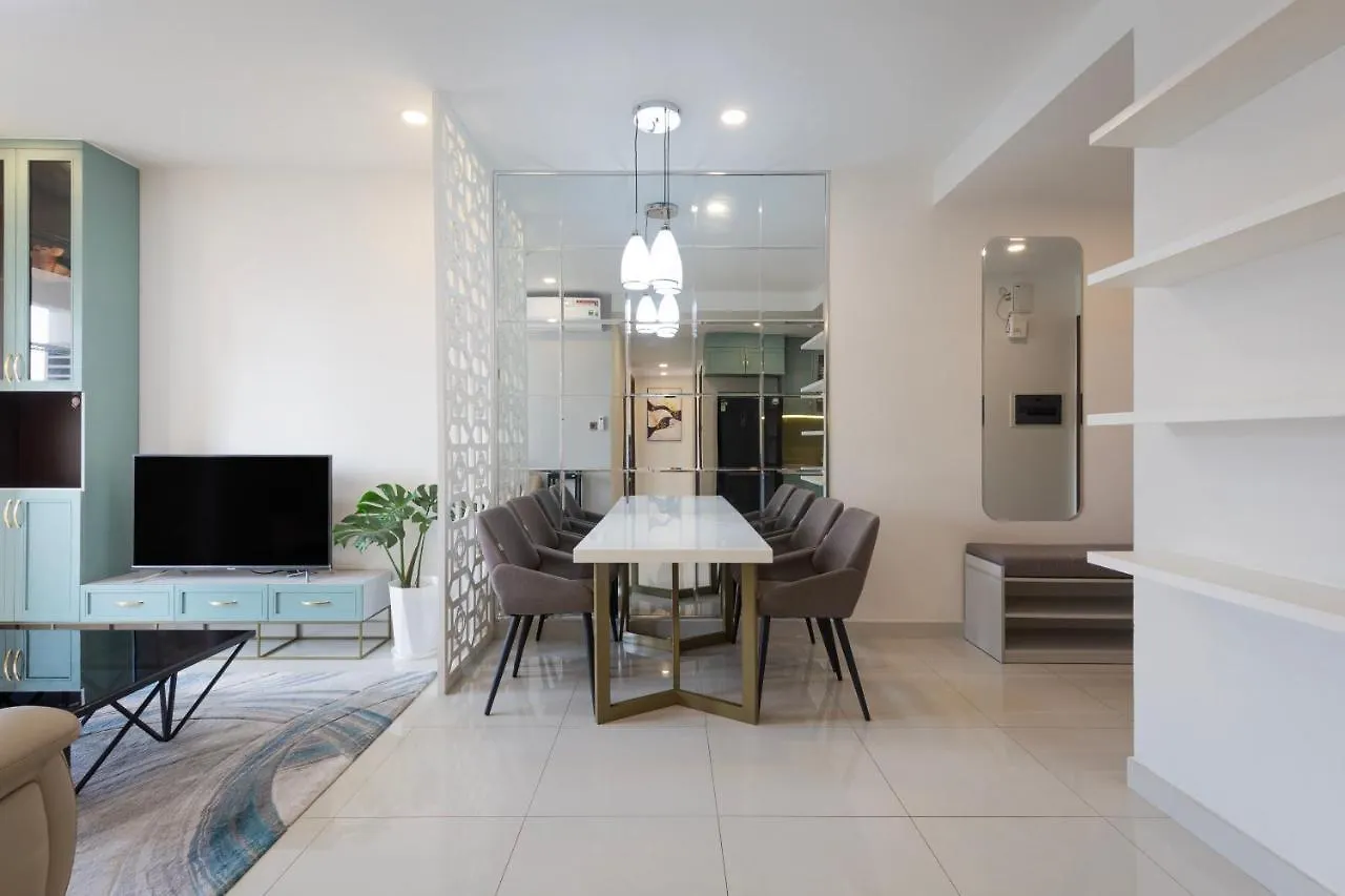 Smile Home - Saigonroyal - Tresor Apartment - Center District 4 Ho Chi Minh City