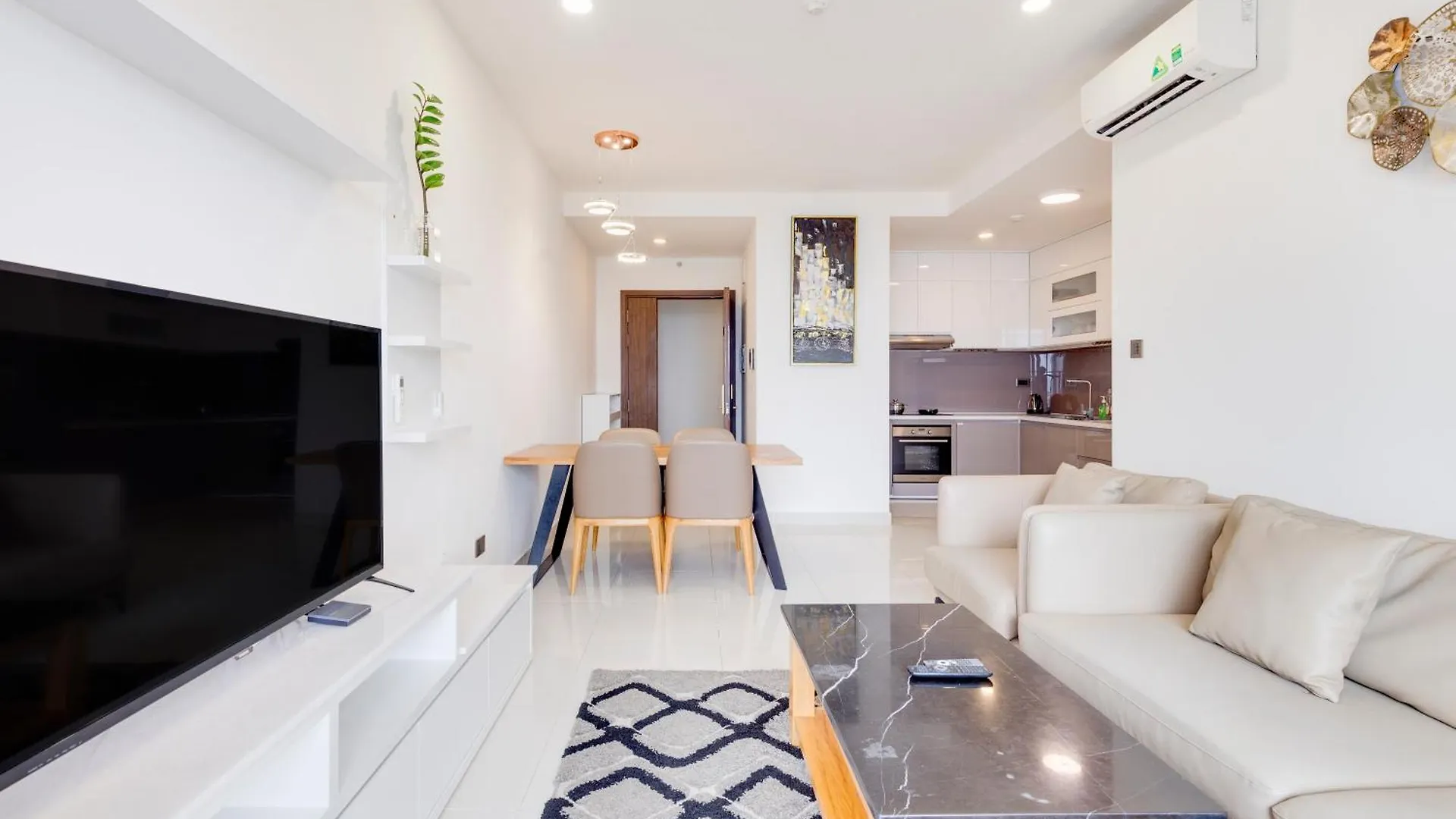 **** Aparthotel Smile Home - Saigonroyal - Tresor Apartment - Center District 4 Ho Chi Minh City Vietnam