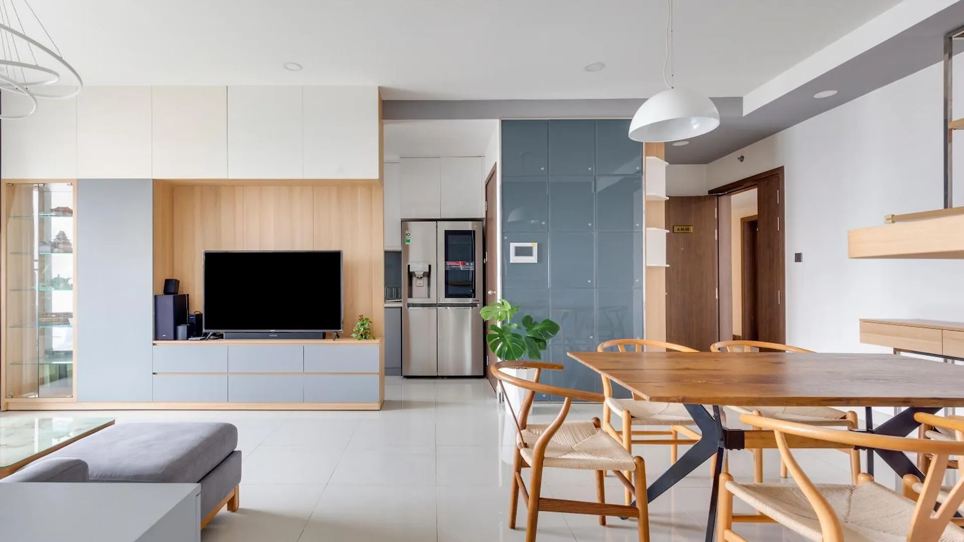 Smile Home - Saigonroyal - Tresor Apartment - Center District 4 Ho Chi Minh City 4*,